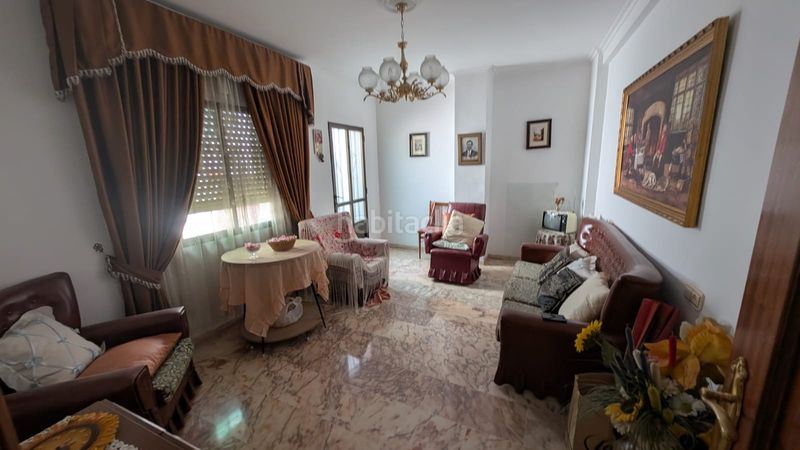 Foto 965c2973-7b2d-4a3d-a341-5251de5625a5. Casa amb xemeneia aparcament a Alcaudete