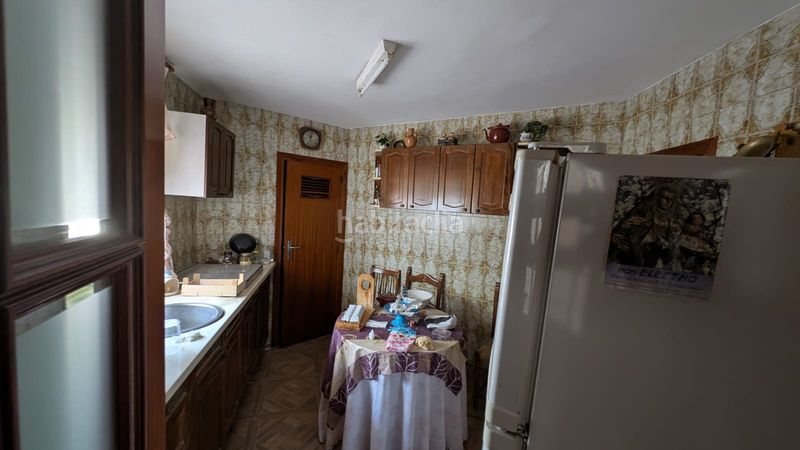 Foto bffad7bf-6f4d-41a8-a2ac-70e90892fa97. Casa amb xemeneia aparcament a Alcaudete
