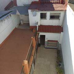 Casa a Centro. 8 apart. y 1 dúplex en casa de vecinos ideal para inversores