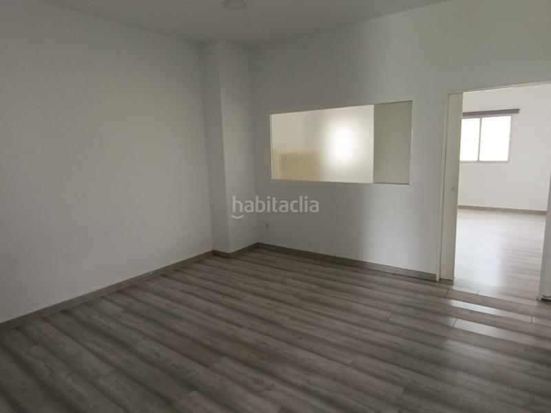Foto 93d8d73c-7827-4056-b0c4-089488404de0. Local comercial en calle juan josé padilla 7 se vende o se alquila local totalmente reformado en Jerez de la Frontera