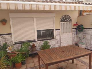 Maison jumelée à Urbanización nuevo san garcía i 45. Se vende adosado en urbanización privada