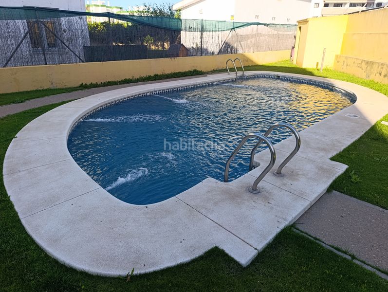 Foto 81d363a4-e170-4697-befc-ac2844507e2e. Pis amb xemeneia aparcament piscina a El Retiro - La Vid Jerez de la Frontera
