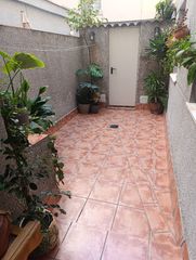 Pis  Calle bélgica. Precioso piso de vpo con patio privado, garaje y trastero