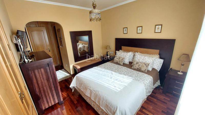 Foto 7e9ae816-c4a3-47a4-8175-29c3cd51c509. Casa a schiera con riscaldamento parcheggio piscina in Sanxenxo