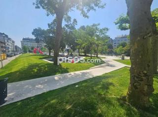 Terreny residencial a Rúa irida 11. Solar centrico para ejecutar un edificio