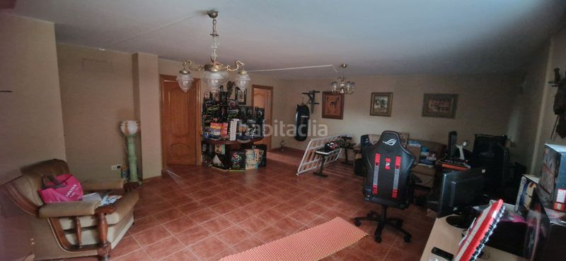 Foto a5e3a247-2009-4033-91e1-d0ecce8b3a93. Lloguer xalet a urbanització pla de les clotxes 1 a Benifaió