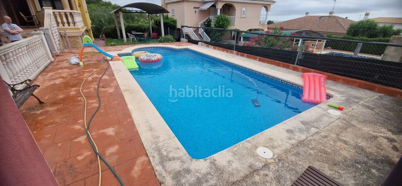 Foto b2690345-252a-4f20-a6c8-0ed90be093b8. Lloguer xalet a urbanització pla de les clotxes 1 a Benifaió