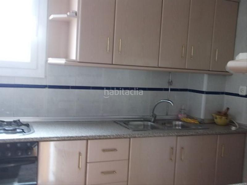 Foto 052e4b43-f5f5-4b81-83d8-72492a7444c7. Casa pareada en Guadix