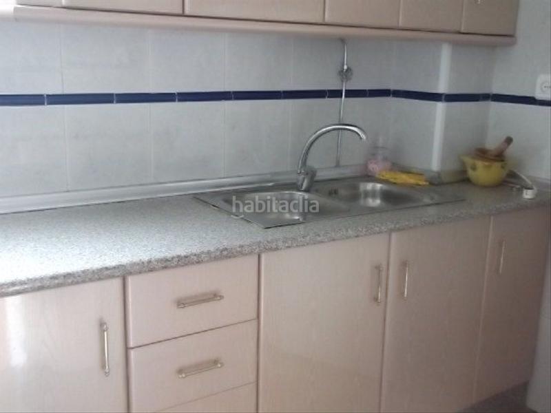Foto ae09b05c-e69b-48bc-9839-944e5d535e8e. Casa pareada en Guadix