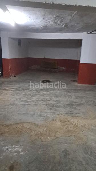 Foto a03b7007-dca6-485f-95a5-a581991f2088. Parking voiture dans calle escolanía niños cantores 1 dans Guadix