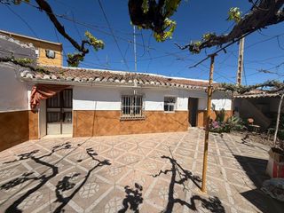Haus  Placeta de los bacas 55. Se vende casa de planta baja