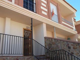 Casa adossada a Guadix