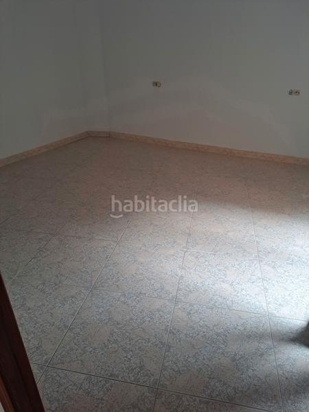Foto 5593dde3-c4eb-4140-a351-20e447fcad07. Edifici a Guadix
