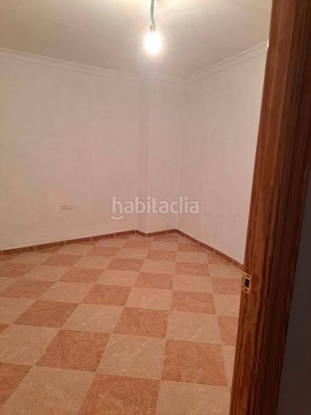 Foto 96c53853-d6fe-43d9-aecb-772ae640d3e8. Edifici a Guadix