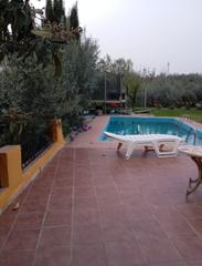 Xalet a Guadix. Se vende casa con terreno y piscina en paulenca
