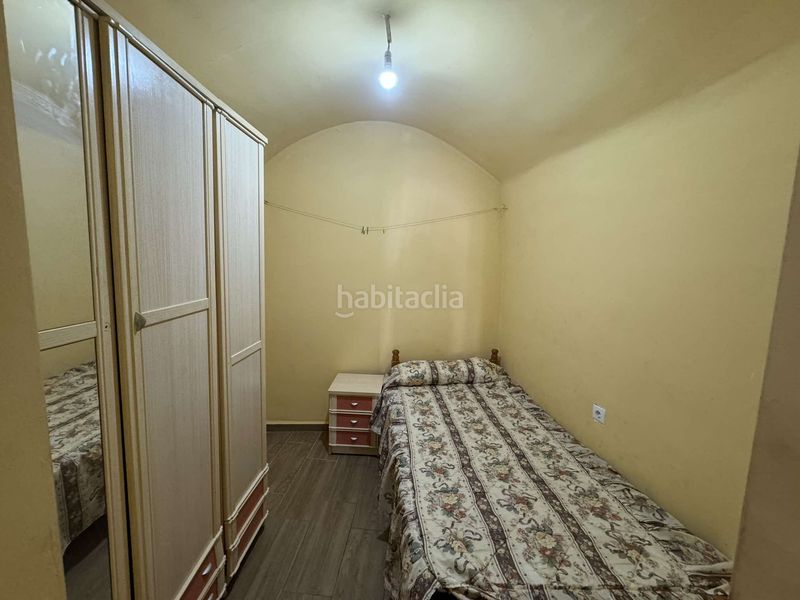 Foto 0848740d-bb74-40a1-8072-8b31f212ba27. Lloguer casa amb xemeneia a Guadix