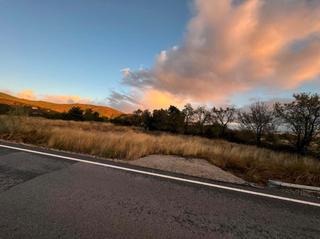 Finca rústica a Jérez del Marquesado. Se vende campo con acequia y primera linea de  carretera