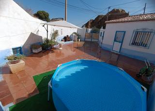 Rent House in Guadix. Cueva de alquiler en guadix