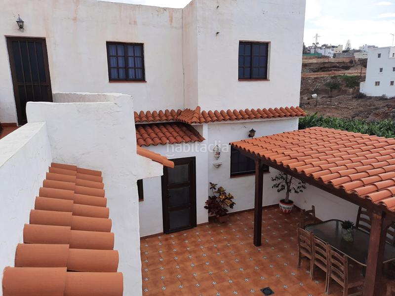 Foto b46c88bf-48b8-45e1-8ece-a6967d903bc5. Chalet casa chalet en Gáldar pueblo Gáldar