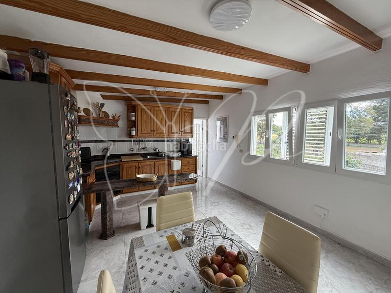 Foto 8635b352-6201-4f5e-923e-586618104357. Reihenhaus mit kamin heizung parking in Tacoronte - los naranjeros Tacoronte