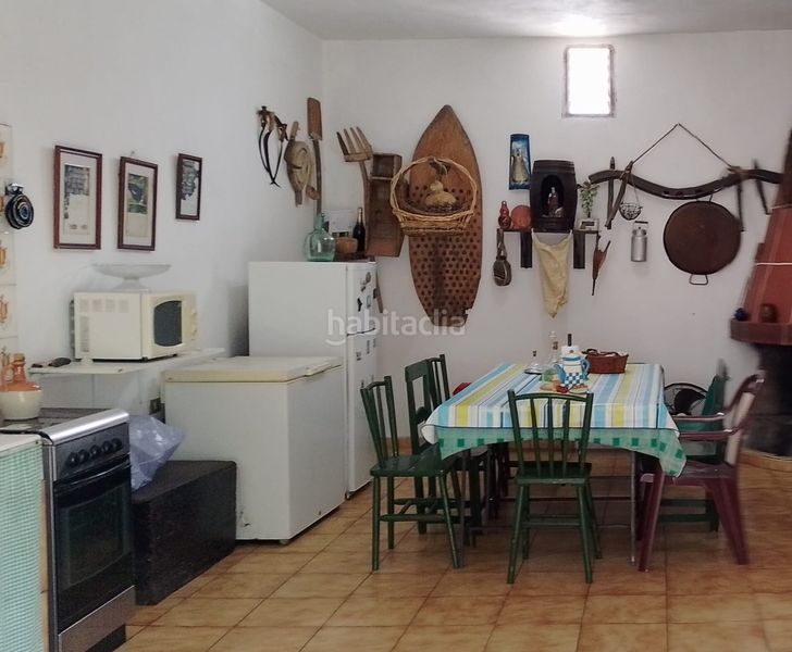 Foto 2be2e60a-b63a-4e50-be08-33169765bbc9. Casa amb xemeneia aparcament a Guía de Isora interior Guía de Isora