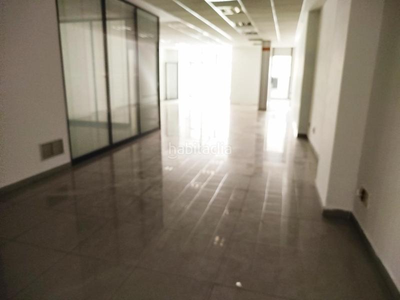 Foto 241aced8-d9d2-40f7-a4c8-4bc1b4b09f53. Lloguer local comercial a avinguda major 63 a Massamagrell