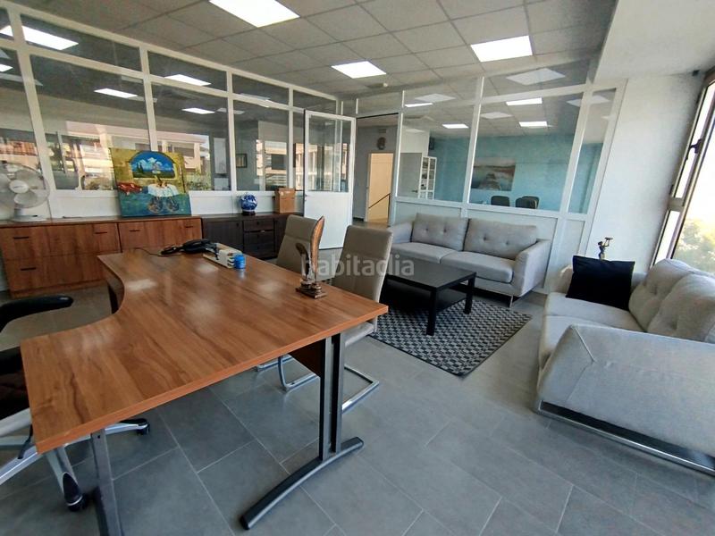 Foto 8c4ba20c-a751-4332-afd9-0ad4d7b9e98e. Location local commercial dans Massamagrell