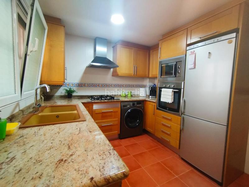 Foto c318cc84-b94e-4dea-b1b1-0647c2fce6b7. Casa adossada a plaza alfredo kraus 16 a Puçol ciudad Puçol