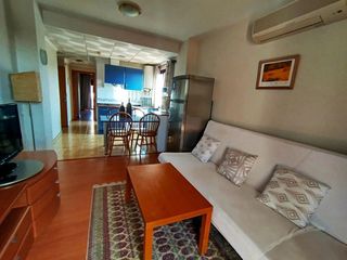 Apartament a Pintor benedito 1. Venta apartamento playa de canet den berenguer. esquinero, y muy