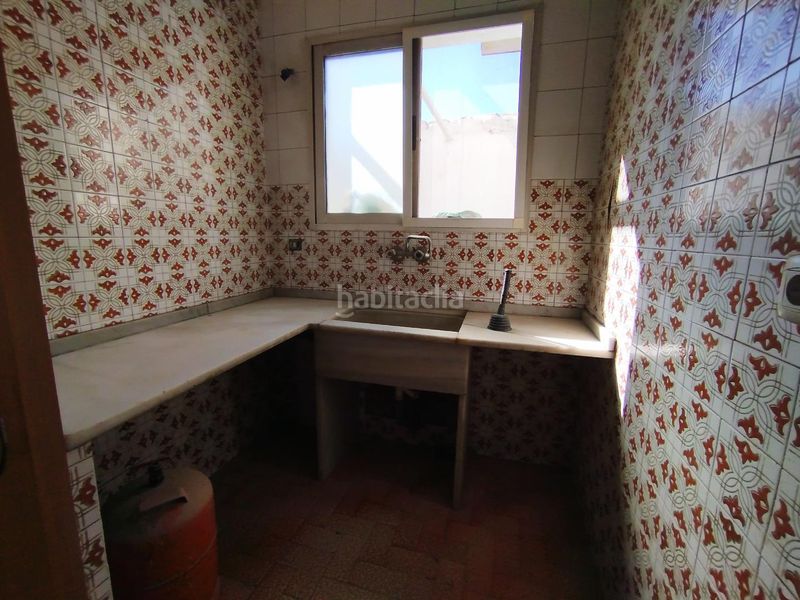 Foto 9acabda7-5a11-4efe-aa4c-097f91707aaa. Local comercial a major 24 a Massamagrell