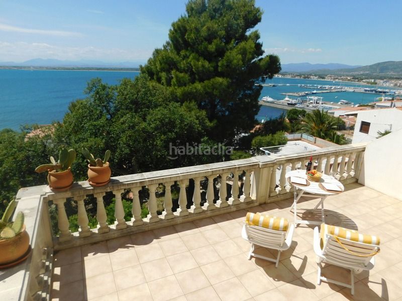 Foto 34d11368-e6f2-4e21-af56-00a10314d491. Casa amb aparcament a Puig Rom-Canyelles-Almadrava Roses