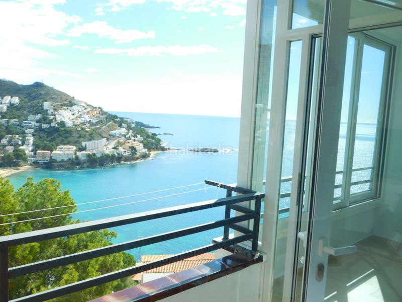 Foto e826e890-f2e5-415c-a0e4-02aead26a386. Apartament amb aparcament a Puig Rom-Canyelles-Almadrava Roses