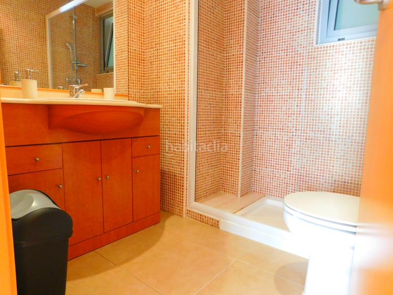 Foto abbb0f63-bf2a-43d0-b5f7-97e5e3d1d998. Appartamento con riscaldamento parcheggio in Centre Roses