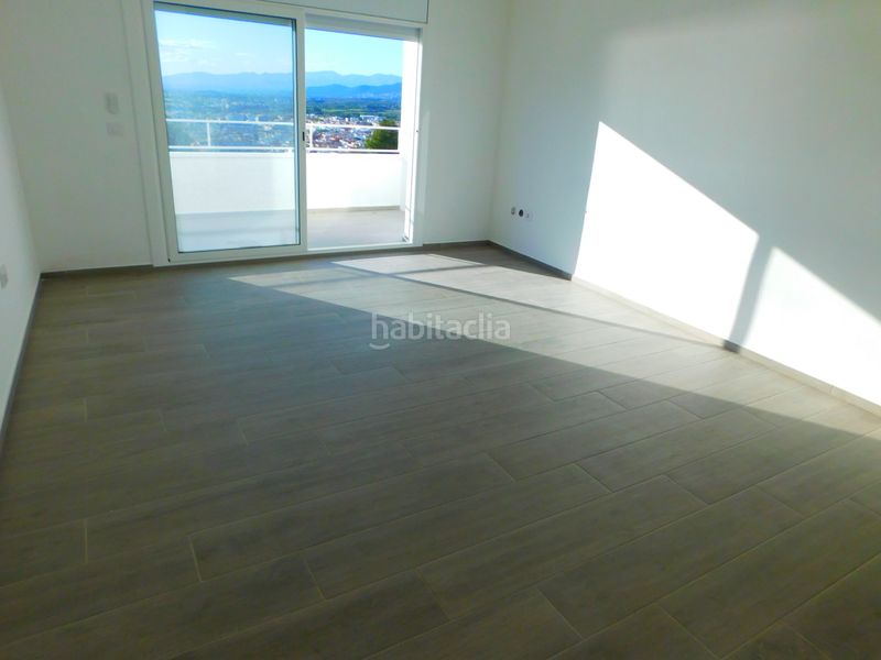 Foto 8ae206dd-ea20-4433-a37b-d8a73ff144ca. Apartament amb aparcament a Puig Rom-Canyelles-Almadrava Roses