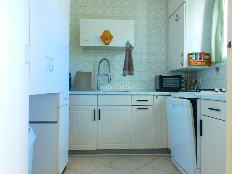 Foto 135c1ed6-4619-4e54-abe3-99a22e7d2100. Casa adossada amb xemeneia aparcament a Santa Margarida Roses