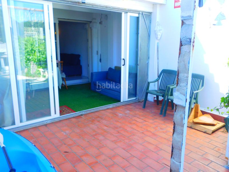 Foto fc8bbaae-849a-4786-b710-1b07a1f58fa6. Casa adossada amb xemeneia aparcament a Santa Margarida Roses