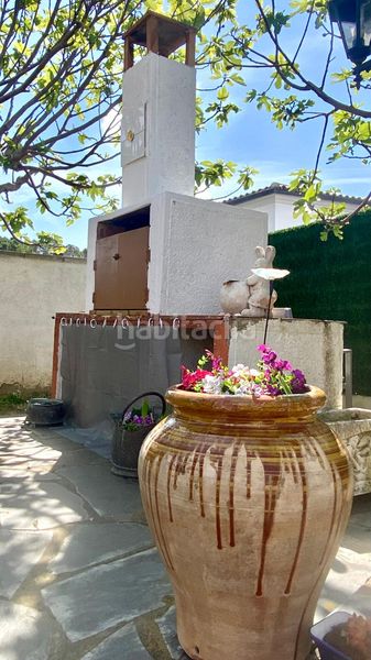 Foto 3f932c49-f127-4fef-830d-399e74748293. Casa amb xemeneia aparcament a Nord Roses