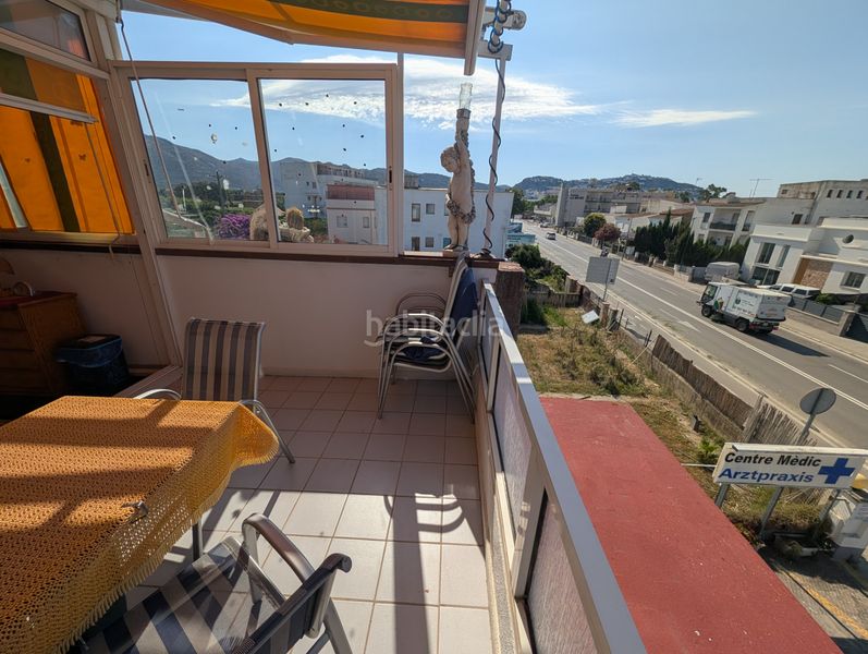 Foto 2ad75ae0-14f7-45ed-98a1-47c3a355f994. Apartament a Salatar Roses