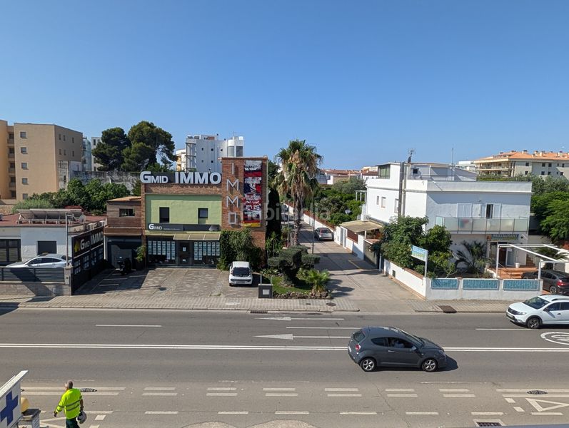 Foto 3dd35a32-fa34-4825-b5c3-3c2ea8d673a3. Apartament a Salatar Roses