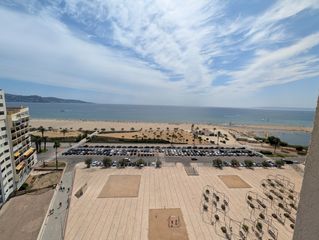 Apartament a Muga - Gran Reserva - Badia. Apartamento 2 habitaciones y parking en primera linea del mar em