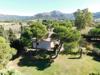 Penthouse in Nord. En venta atico duplex 2 habitaciones sector mas matas, roses, co