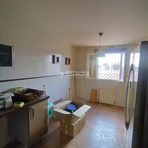 Foto a0ac6a6a-bc1e-4e82-bf9f-bc4dff25a896. Maison jumelée avec chauffage parking piscine dans Alcolea Córdoba