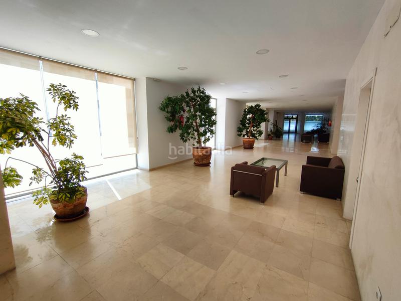Foto 2c0a7f5a-82e7-493d-9873-f26c8c14f4bb. Alquiler apartamento  con solarium y plaza. todo el año en Puerto de Santa María (El)