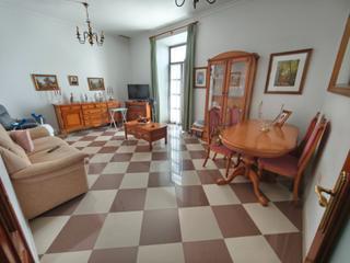 Piso en Casco Histórico - Ribera del Marisco. Piso de 198m2 con 4dorm y 2baños en el centro el puerto con asce