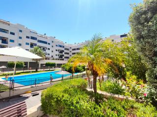 Appartement à La Angelita. La angelita piso  110m2 terraza 32m2 3dor. 2wc el puerto de sant