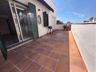Àtic  Calle catavino. Atico en el centro de el puerto, con terraza plaza y trastero