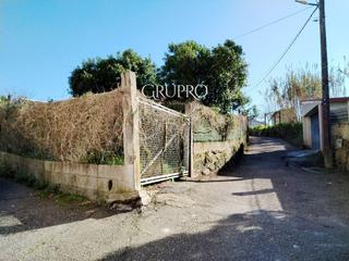 Terrain résidentiel  Chantada. Parcela edificable de 743 m2 para 2 viviendas en castrelospereir