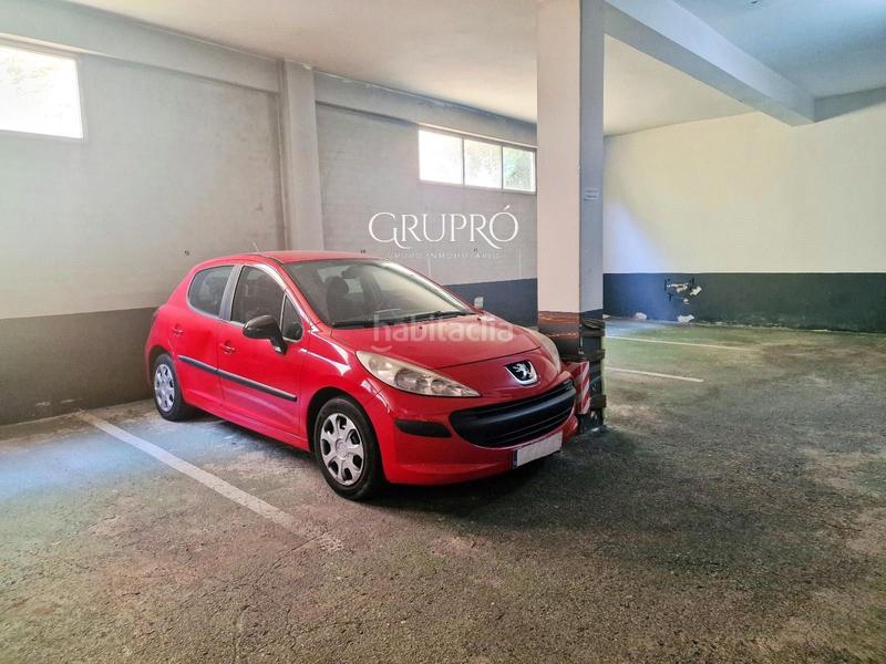 Foto 720a789d-bc42-40f4-a14e-ccdb13daf6d8. Parking coche plaza de garaje en venta al lado de la curva de san gregorio en Vigo
