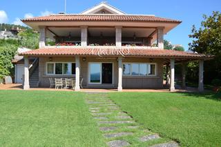 Xalet  Portio-saians. Chalet 1 linea de playa