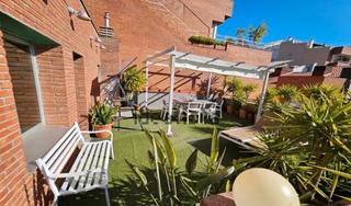 Lloguer Àtic  Carrer del cardenal vives i tutó. Espectacular ático de aprox. utiles 55mts con fabulosa terraza d